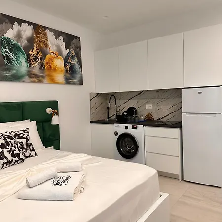 Bed & Breakfast Mema Piqeras